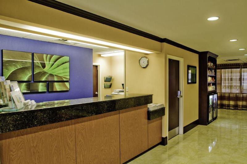 Fairfield Inn & Suites Columbia Northeast Экстерьер фото