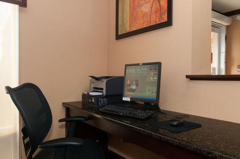 Fairfield Inn & Suites Columbia Northeast Экстерьер фото